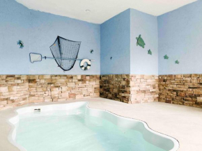 Splash of Moonshine -heated indoor pool, hot tub, arcade game room